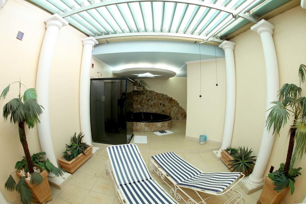 Hotel & Motel Le Baron (Adults Only) Pôrto Ferreira Værelse billede
